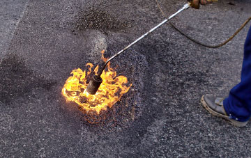 Bryn Y Cochin flat roofing repairs